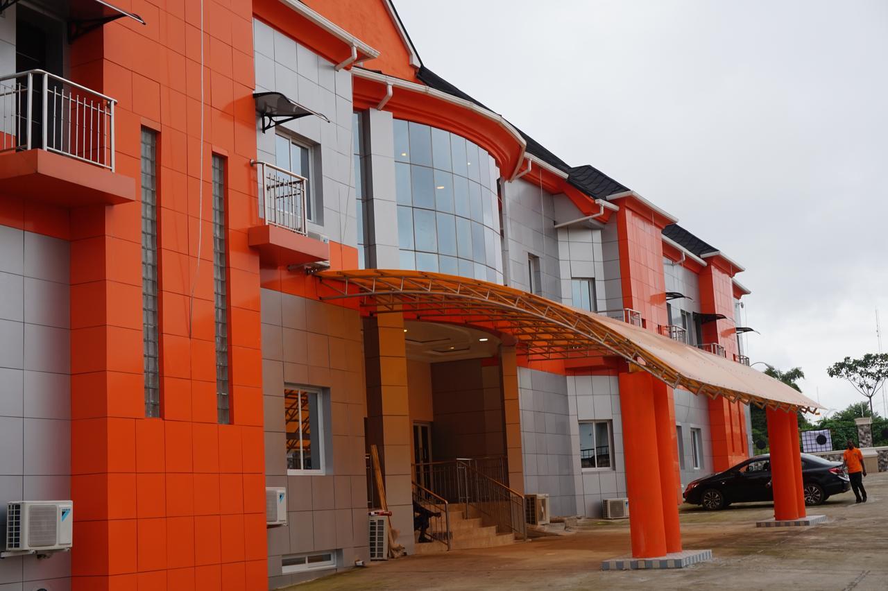 Aenon Suites Oshogbo מראה חיצוני תמונה