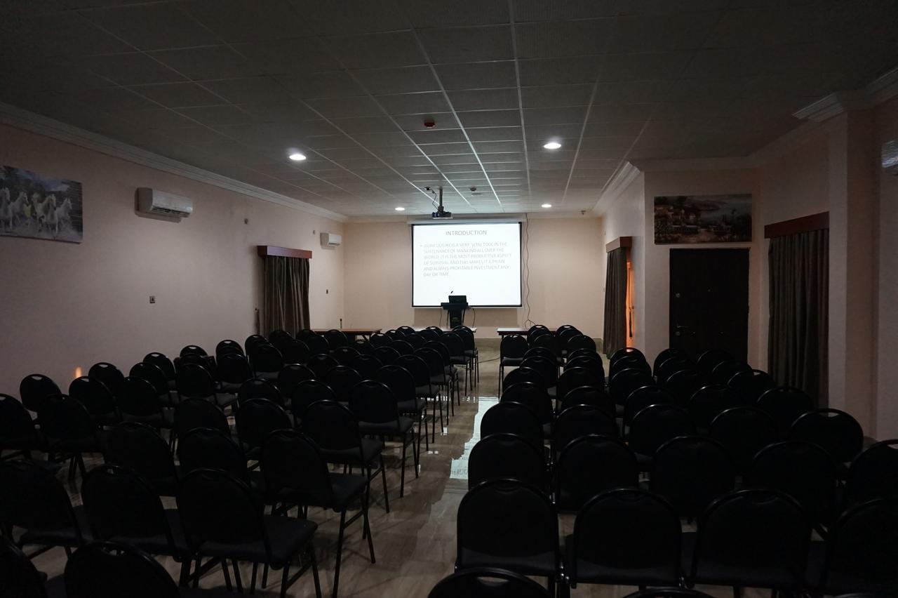 Aenon Suites Oshogbo מראה חיצוני תמונה