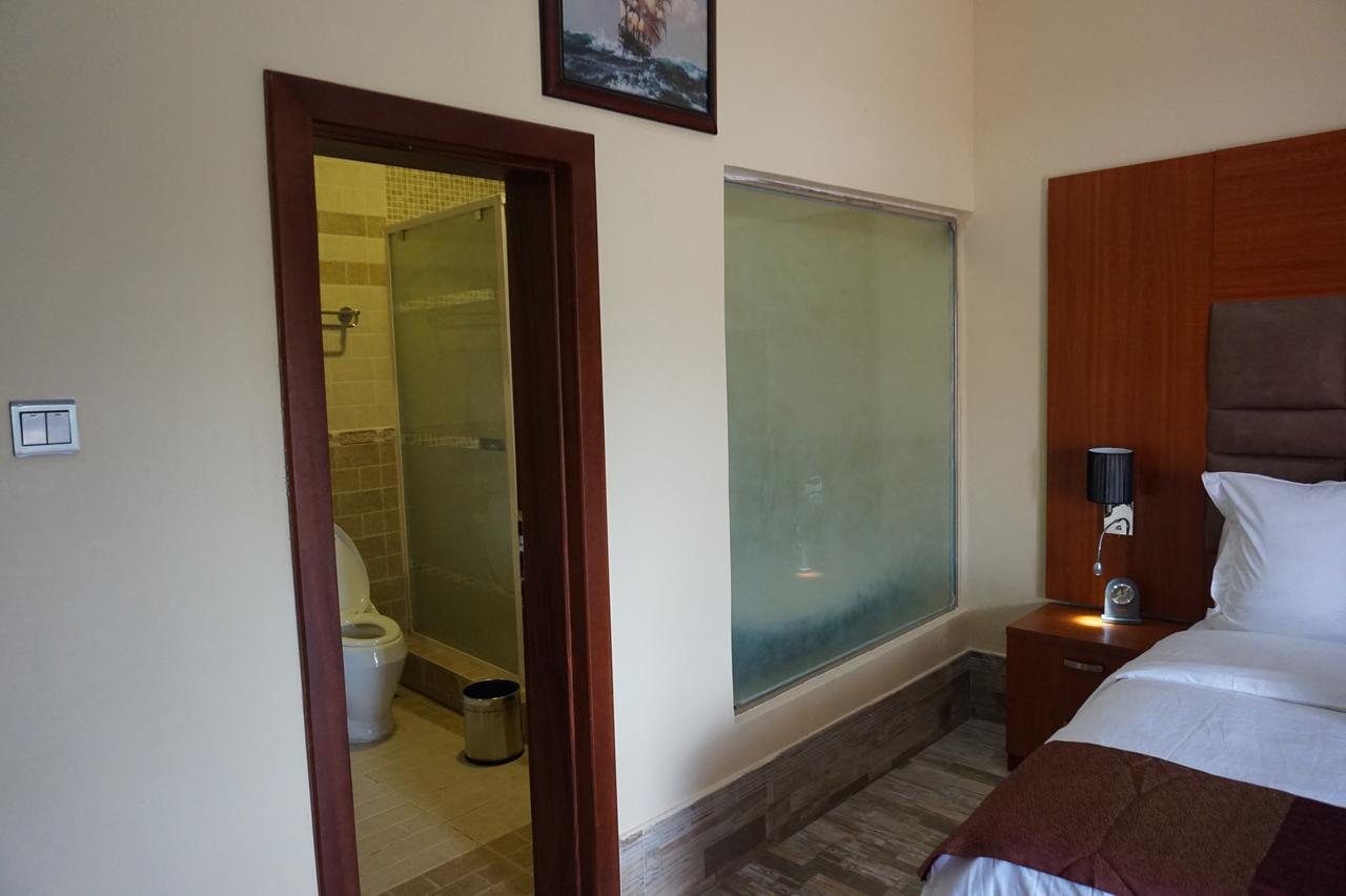 Aenon Suites Oshogbo מראה חיצוני תמונה