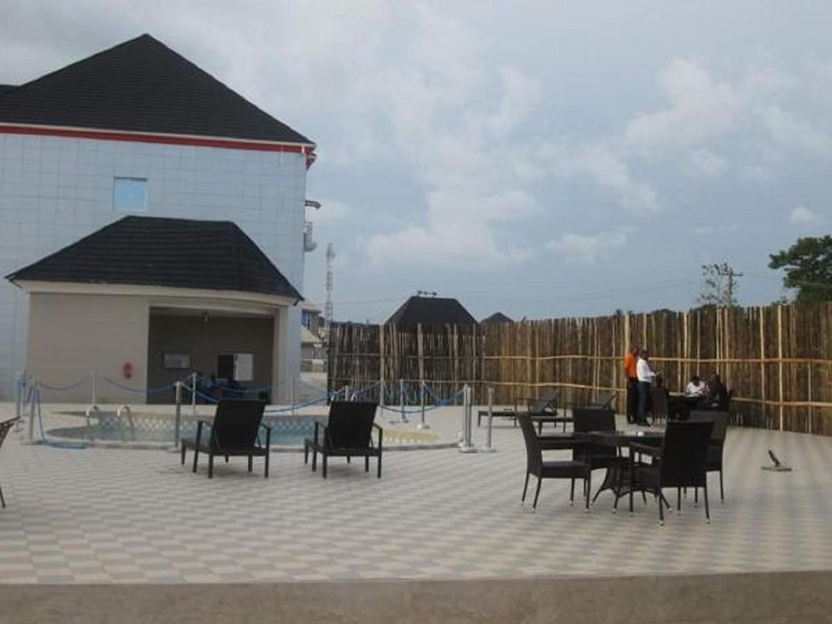 Aenon Suites Oshogbo מראה חיצוני תמונה