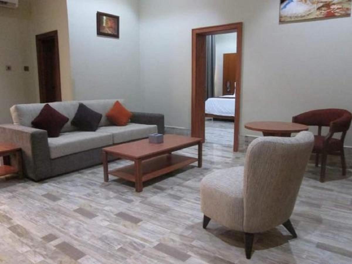 Aenon Suites Oshogbo מראה חיצוני תמונה